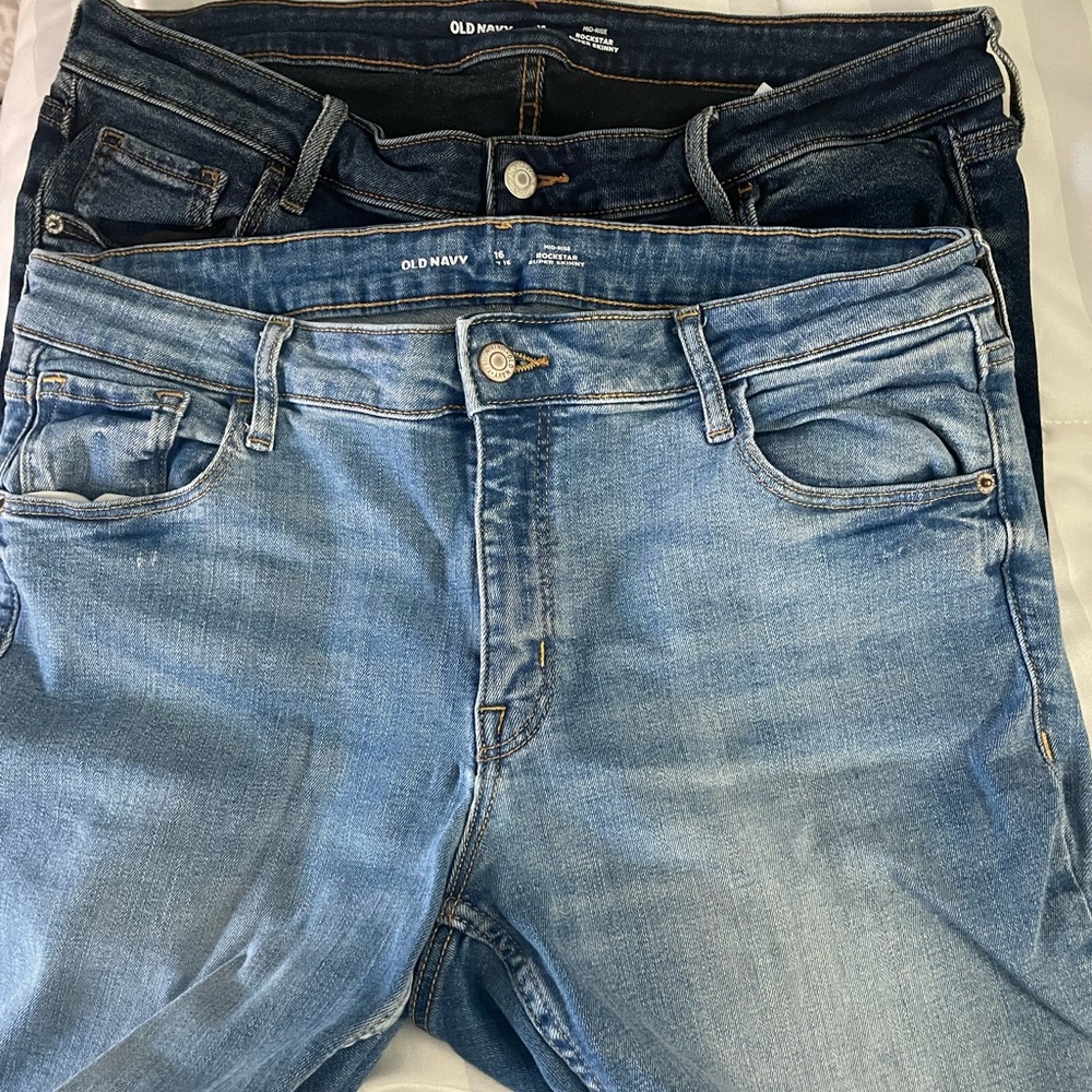 2 pairs of Old Navy Rockstar Super Skinny jeans. Mid rise